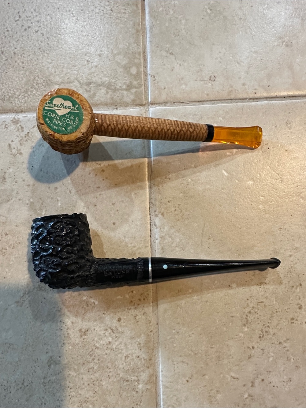 Vintage Sweetheart Corn Cob Pipe & Rustic Briar Pipe - Brown, Black, Amber